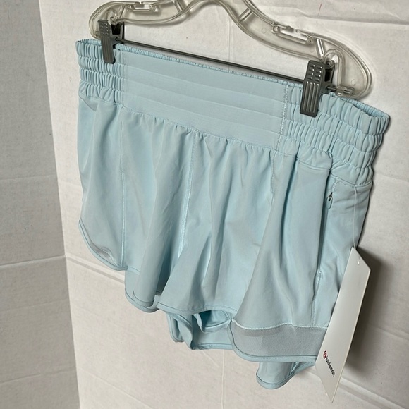 lululemon athletica Pants - Lululemon Hotty Hot HR Short 2.5” Lined NWT Powder Blue